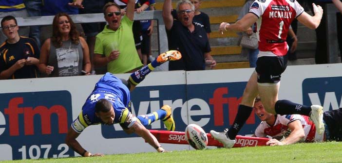 What a try for Kevin Penny PICTURE EDDIE WHITHAM