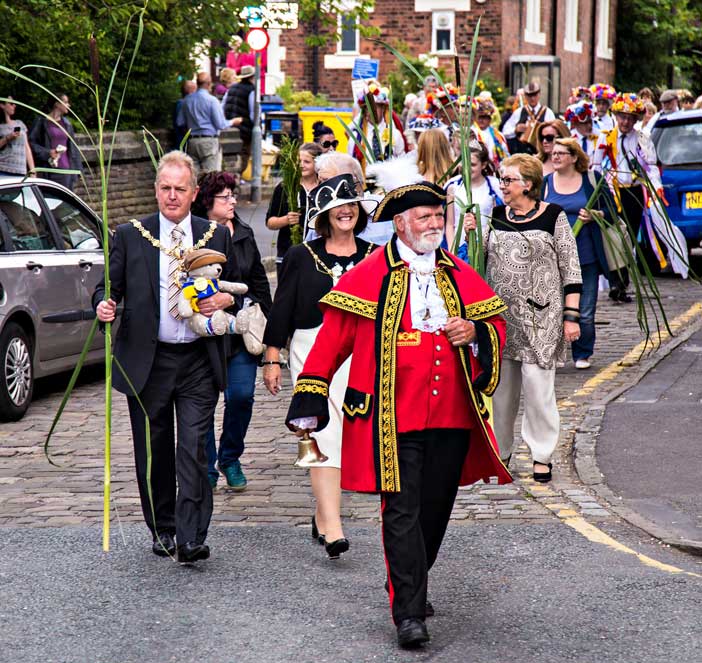 Lymm-Rushbearing-Procession