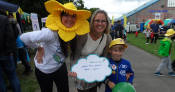 Samantha Skidmore and son Ben at Victoria Park Experience event