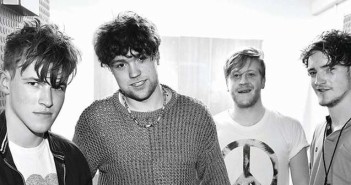 viola beach
