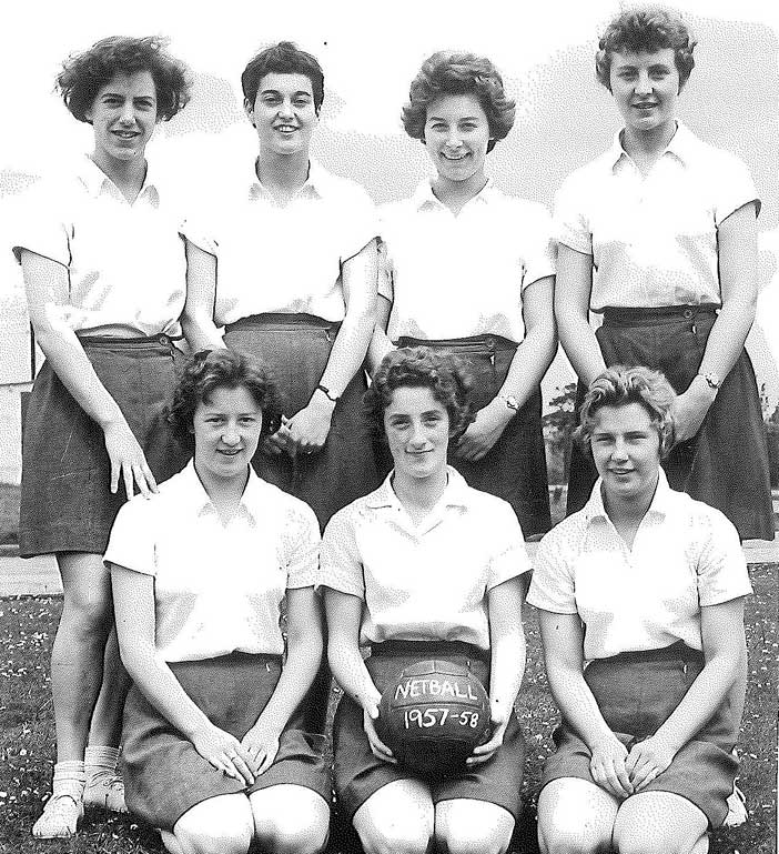 Padgate-College-Netball-team-1957-58