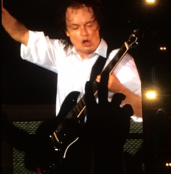 angus-young