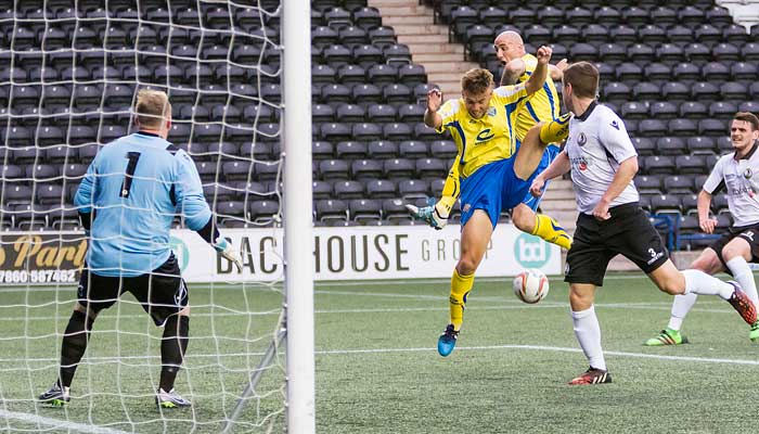 widnes-warrington-town1