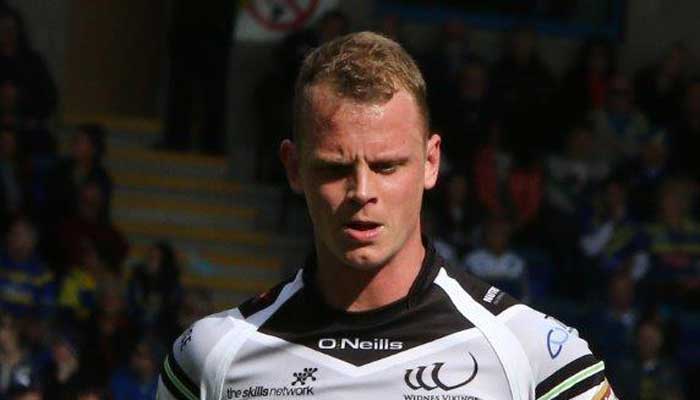 Widnes skipper Kevin Brown - Pictures Eddie Whitham