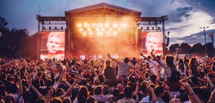 neighbourhood weekender