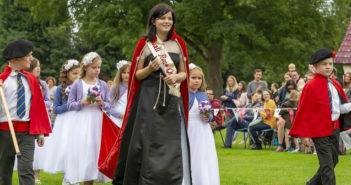 Thelwall Rose Queen