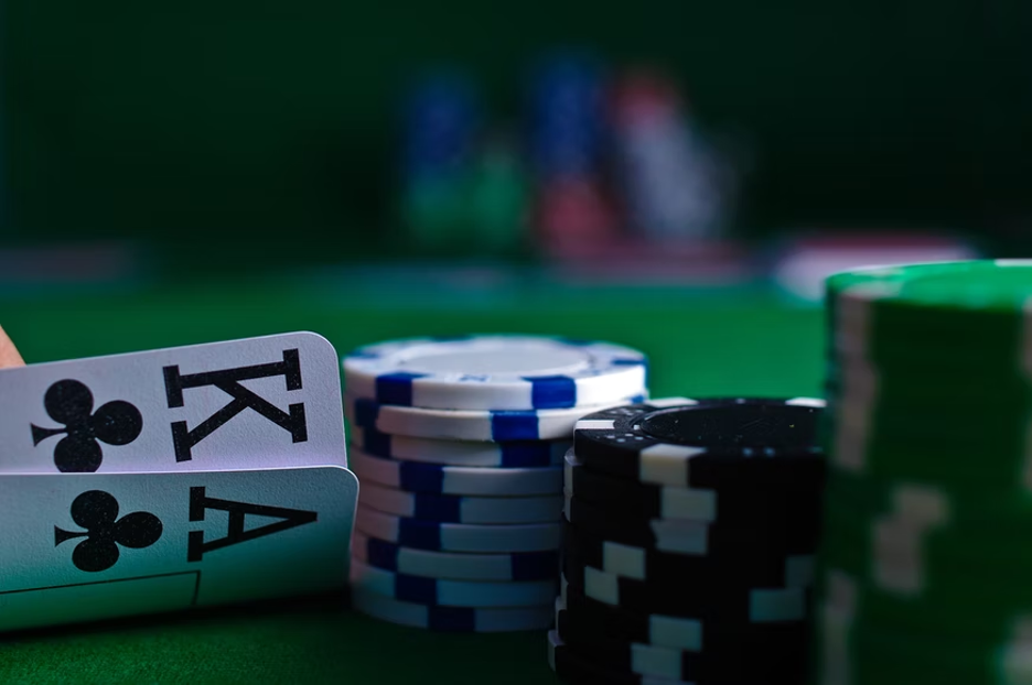 7 Rules About btc casino Meant To Be Broken