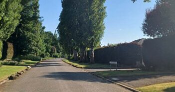 Lakeside Road