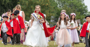 Thelwall Rose Queen