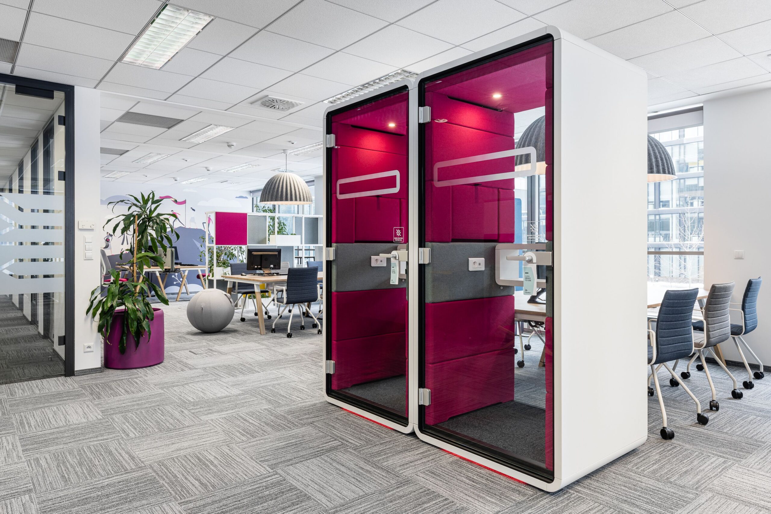 Office phone booths, Acoustic phone booth