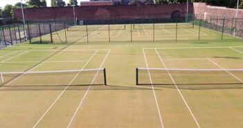 walking tennis