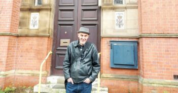 Experioenced artist