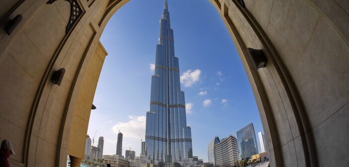 rental cars traveling in Dubai