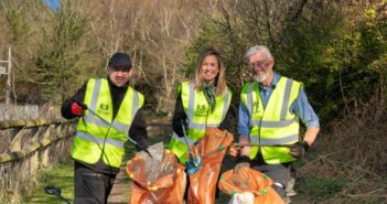 litter pickin g group