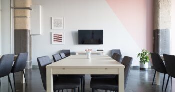 Expert tips for TV wall placement