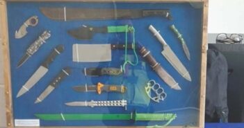 knives