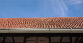 professional gutter cleaners