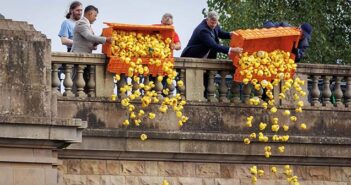 duck race