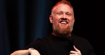 stand-up comedian