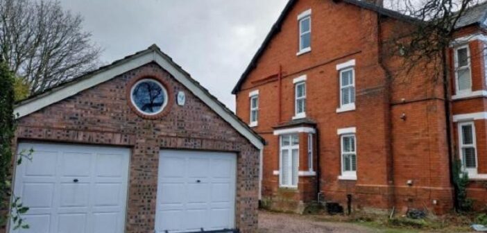 Four neaarby residents