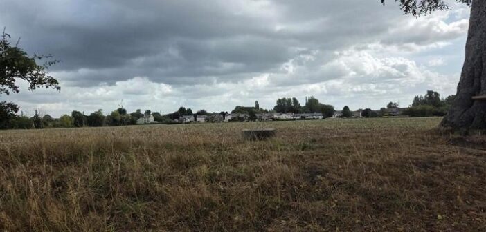 40 oppose solar farm