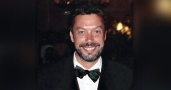 Tim Curry